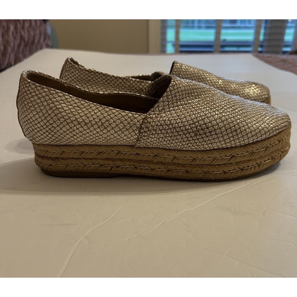 Naturalizer Thea 3 Leather Espadrille Comfort Slip On Shoe Beige Shimmer 8.5 M - Picture 2 of 10
